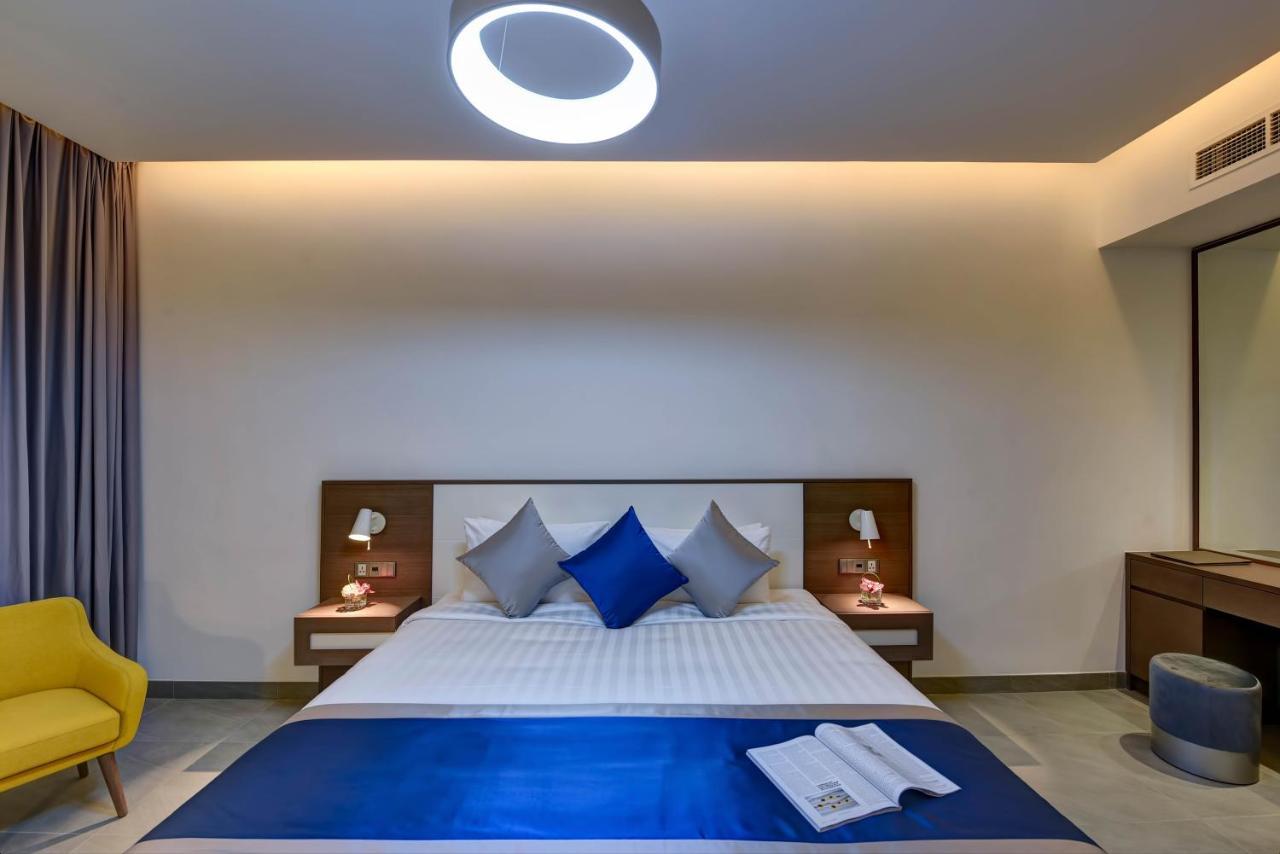 Abar Hotel Apartments Dip-1 Дубай Экстерьер фото