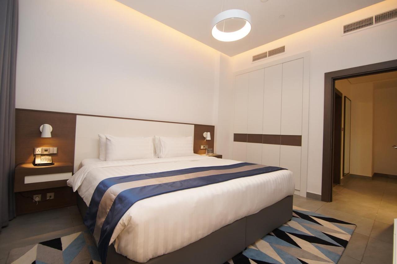 Abar Hotel Apartments Dip-1 Дубай Экстерьер фото