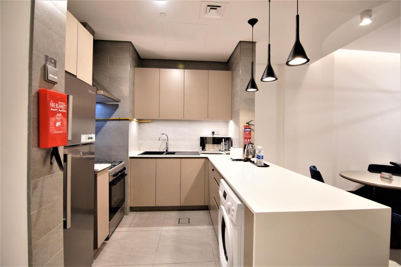 Abar Hotel Apartments Dip-1 Дубай Экстерьер фото