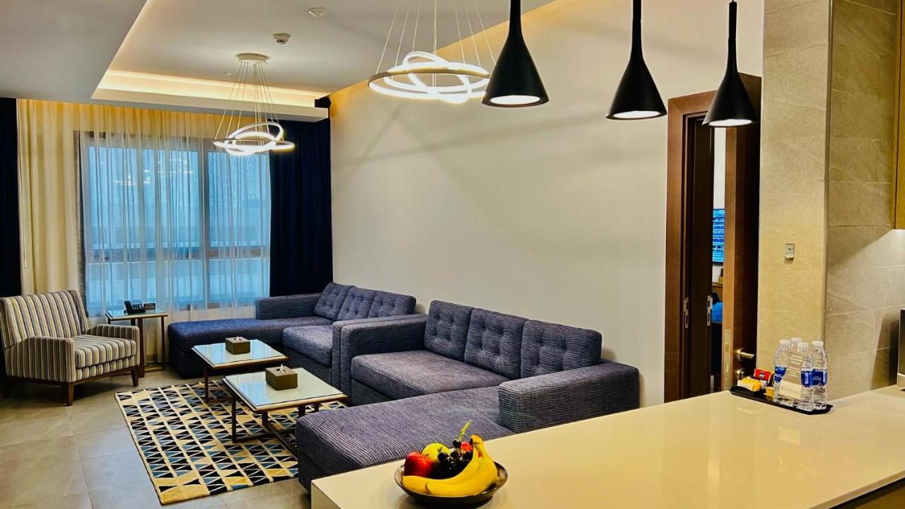 Abar Hotel Apartments Dip-1 Дубай Экстерьер фото